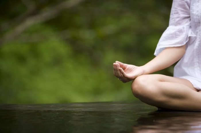 6 Tips to Maintain Consistency in Meditation