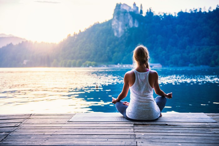 8 Ways Meditation Enhances Physical Health